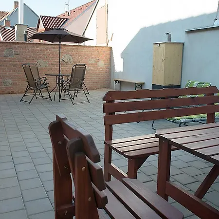 Cabernet Apartment Velke Pavlovice